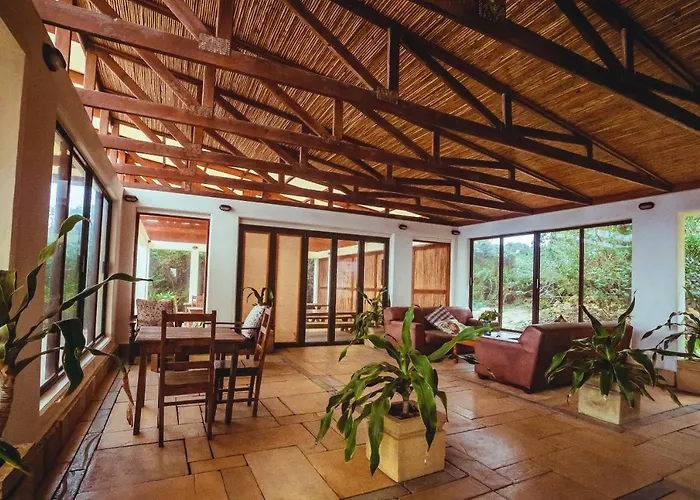 Ponta Malongane Places to Stay