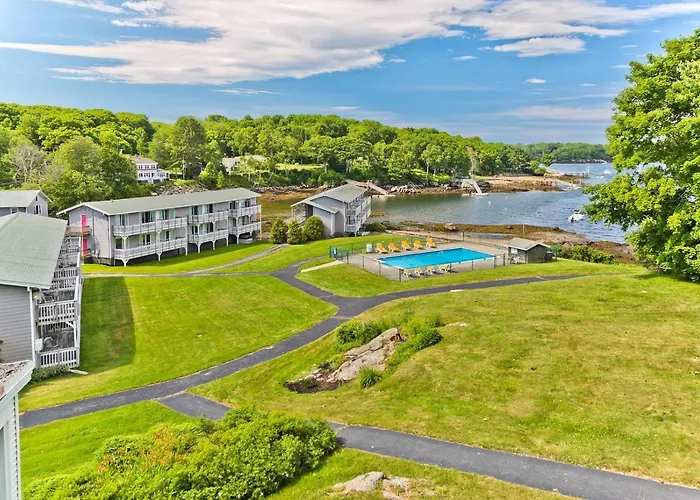 Boothbay Places to Stay