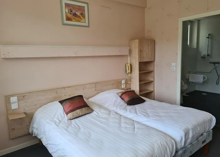 Chambon-sur-Lac Places to Stay