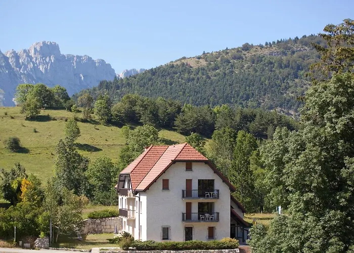 Gresse-en-Vercors Places to Stay