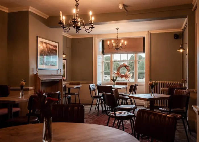 Painswick Places to Stay