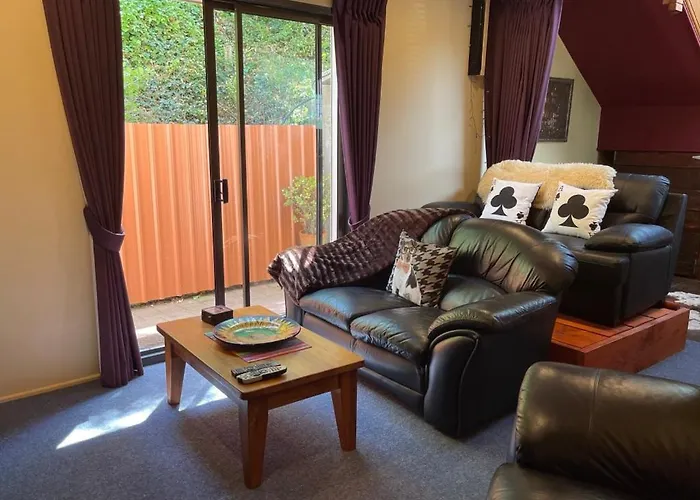 Lyttelton Places to Stay