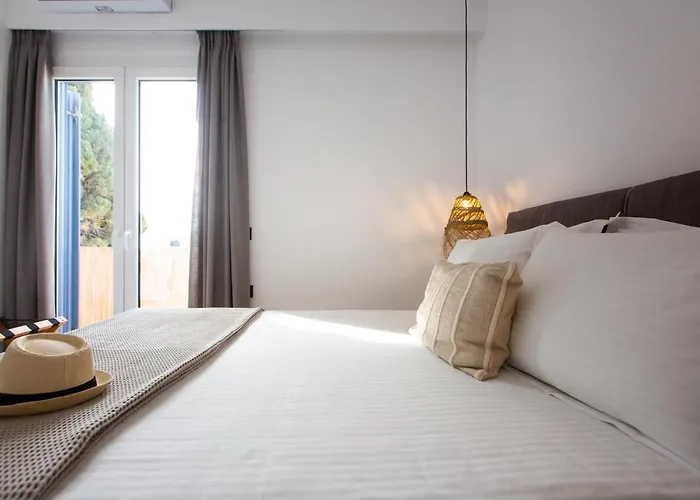 Tinos Places to Stay