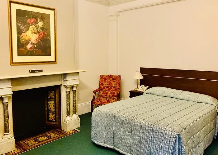 Randwick Places to Stay