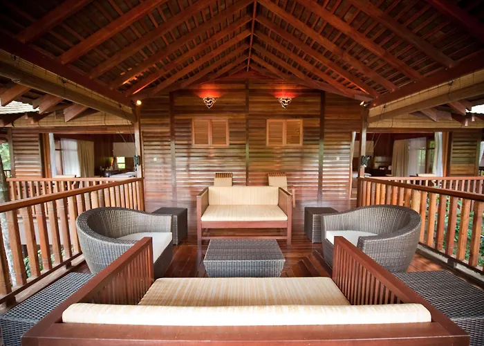 Gaya Island Places to Stay