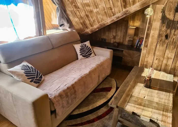 Saint-Jean-de-Sixt Places to Stay