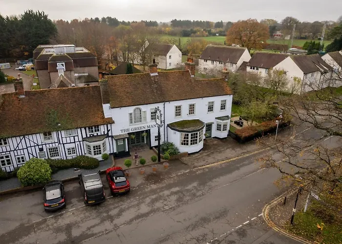 Harlow Places to Stay