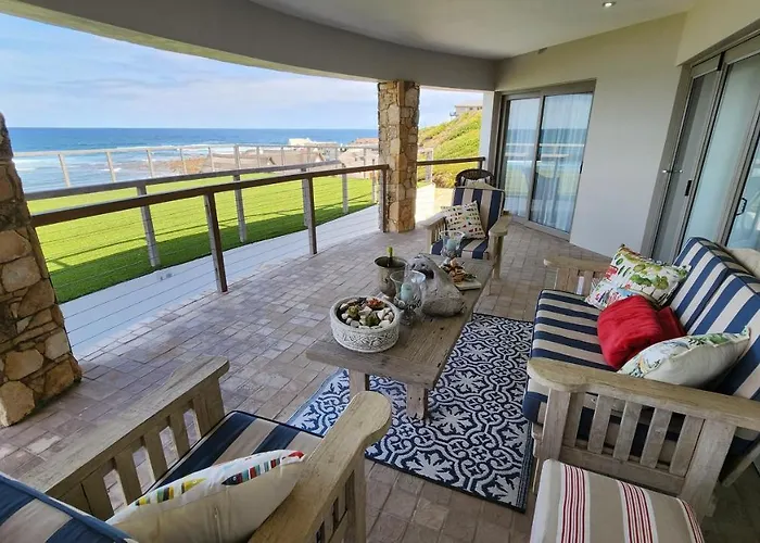 Groot-Jongensfontein Places to Stay