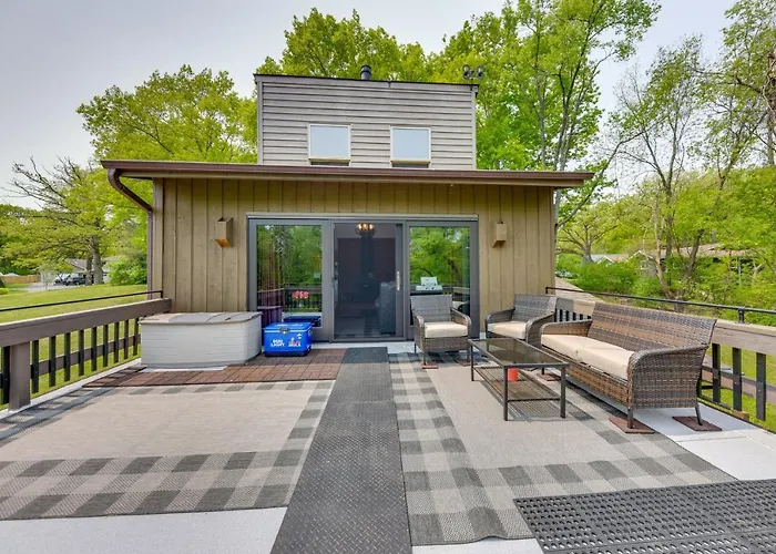 Twin Lakes Places to Stay
