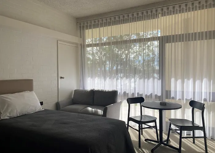 Toronto Places to Stay