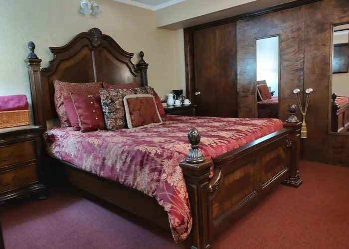 Mount Spokane Places to Stay