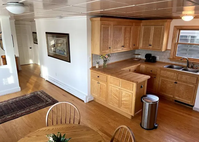 Eastport Places to Stay