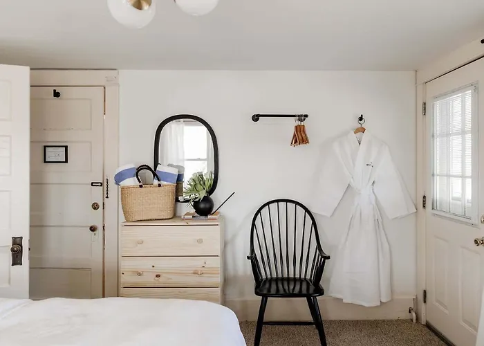 Bay Head Places to Stay
