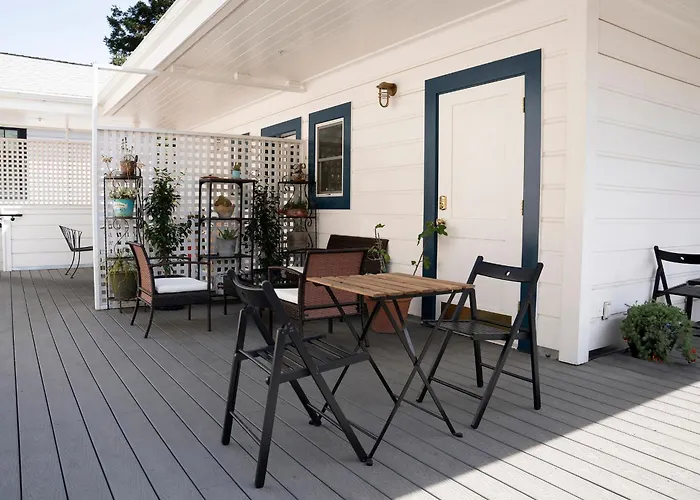 Bolinas Places to Stay