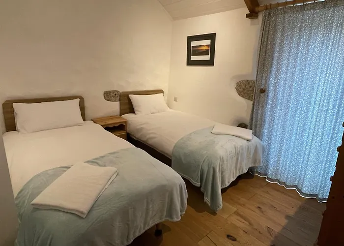 Porthcurno Places to Stay