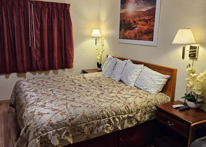 Moffat Places to Stay
