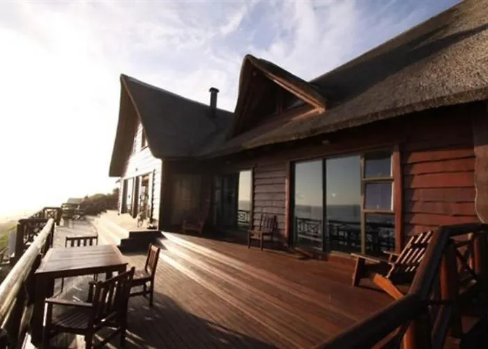 Oyster Bay Places to Stay