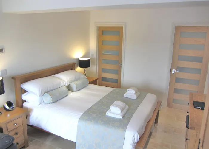 Amroth Places to Stay
