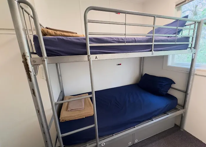 Onetangi Places to Stay
