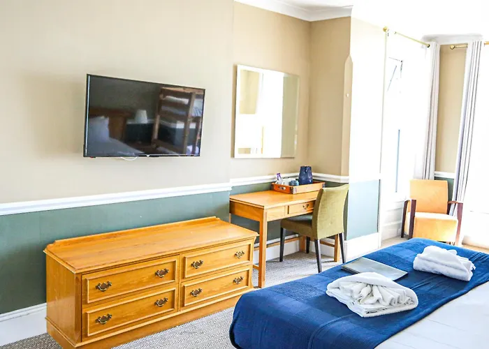 Ventnor Places to Stay