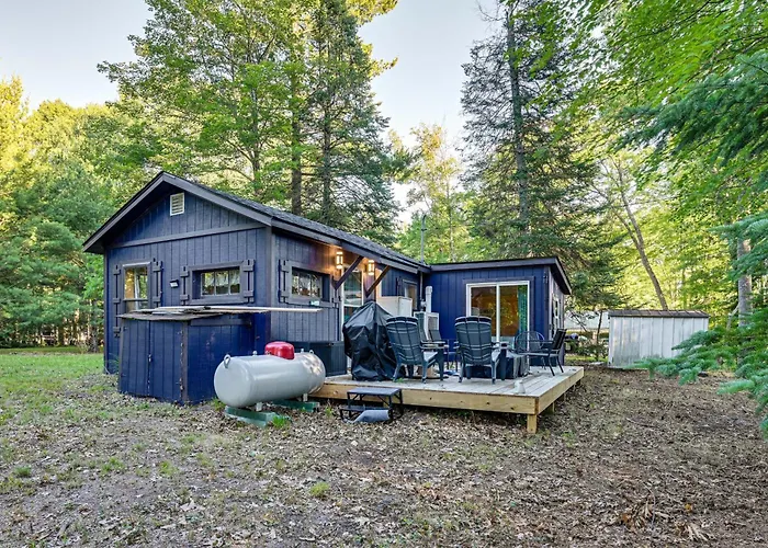 Gladwin Places to Stay