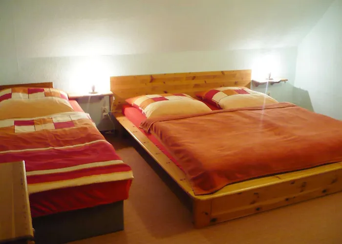 Neuendorf (Hiddensee) Places to Stay