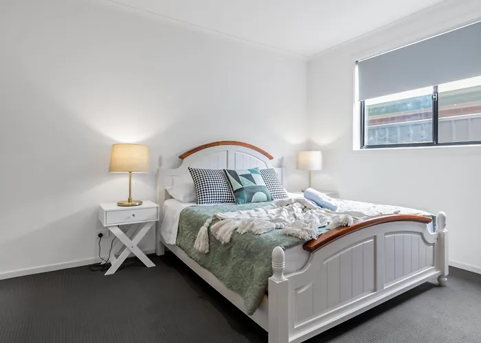 Campbelltown Places to Stay