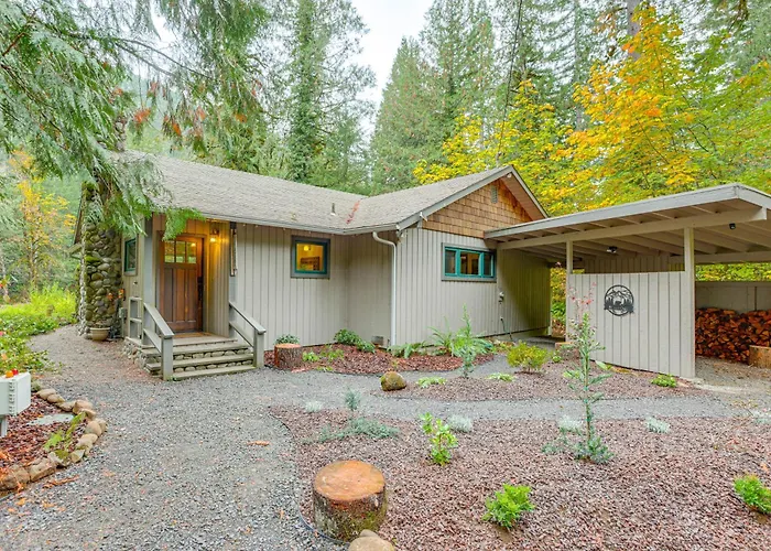 McKenzie Bridge Places to Stay