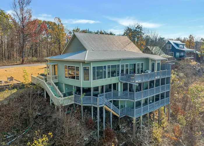 Mentone Places to Stay