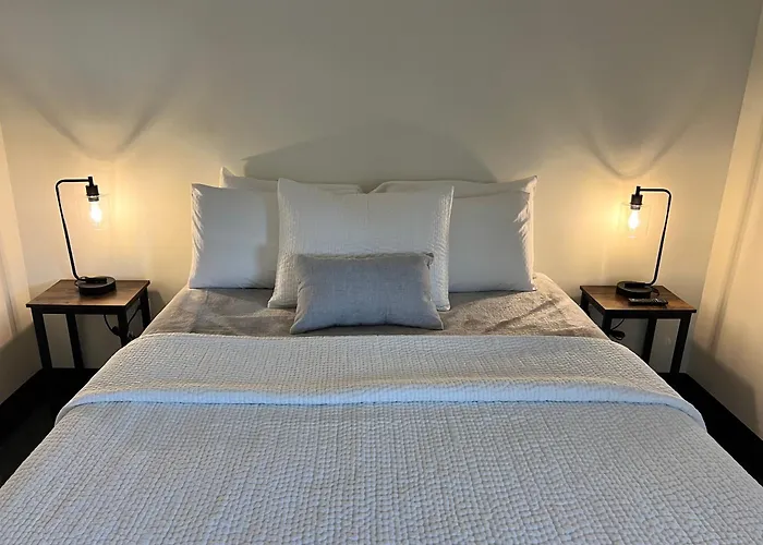 Parsons Places to Stay