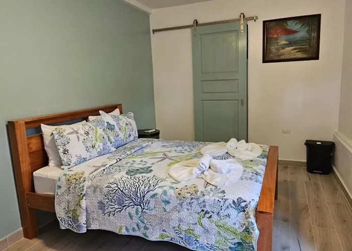 Caye Caulker Places to Stay