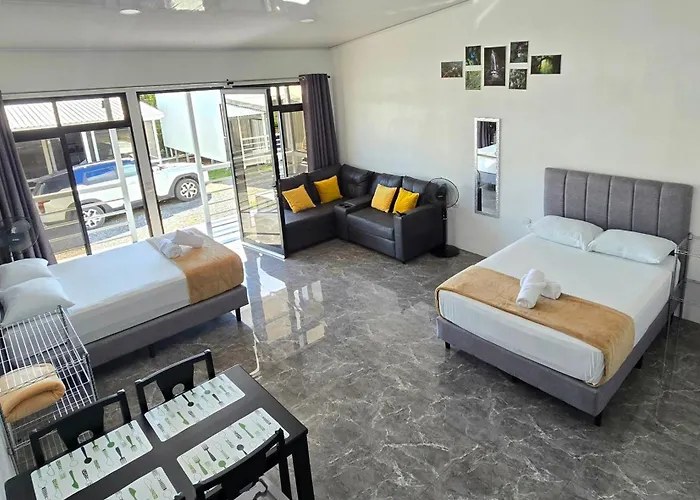 Santa Teresa (Alajuela) Places to Stay