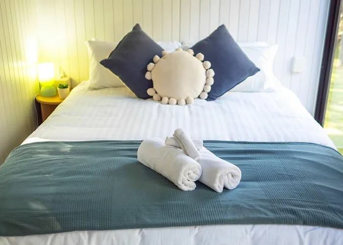 Samford Places to Stay