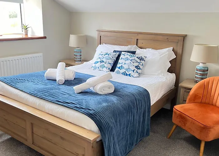 Westward Ho! (Devon) Places to Stay