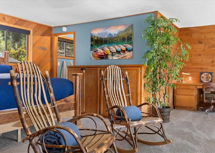 Bayview Places to Stay