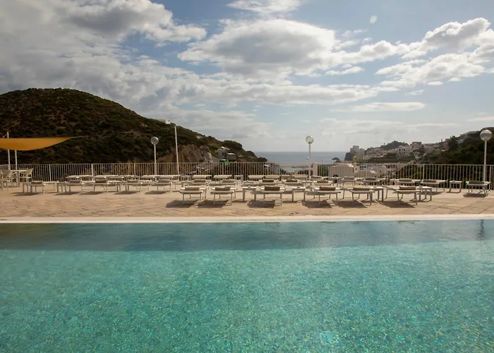 Ponza Places to Stay