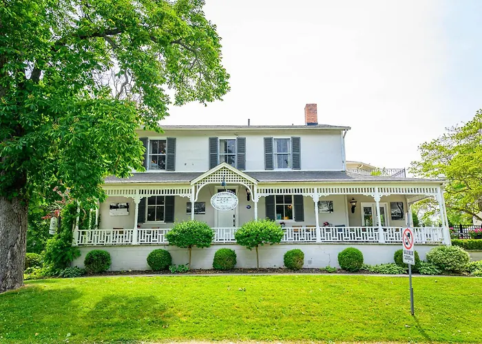 Niagara-on-the-Lake Places to Stay
