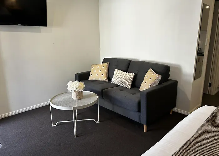 Millthorpe Places to Stay