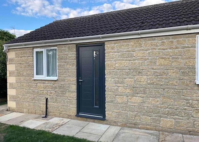 Bradford-On-Avon Places to Stay