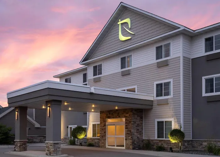 Spicer Places to Stay