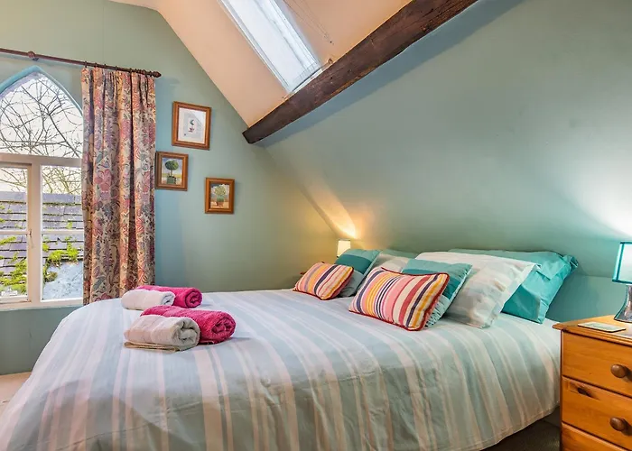 Shirley (Derbyshire) Places to Stay