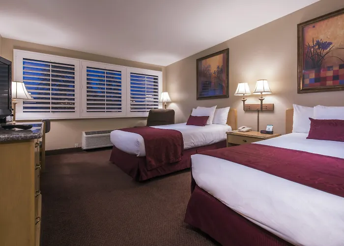 Simi Valley Places to Stay