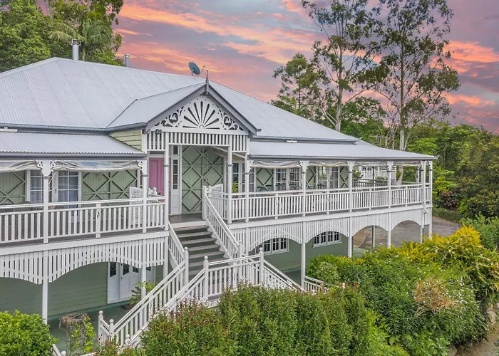 Mount Glorious Places to Stay