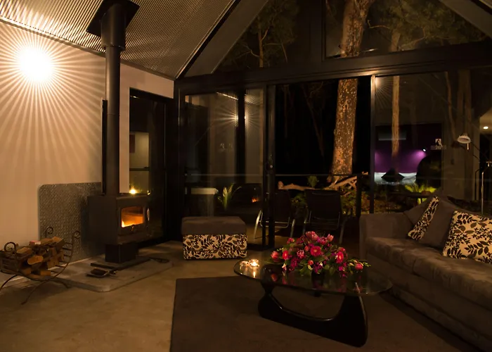 Broulee Places to Stay