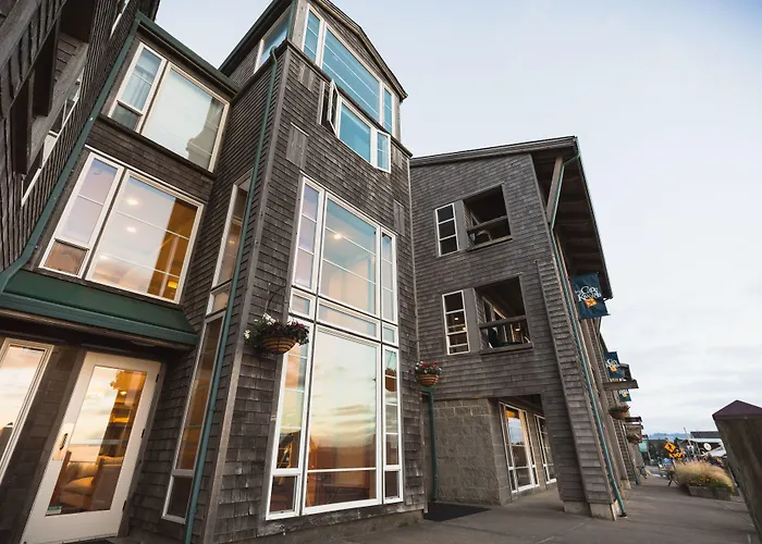 Pacific City Places to Stay