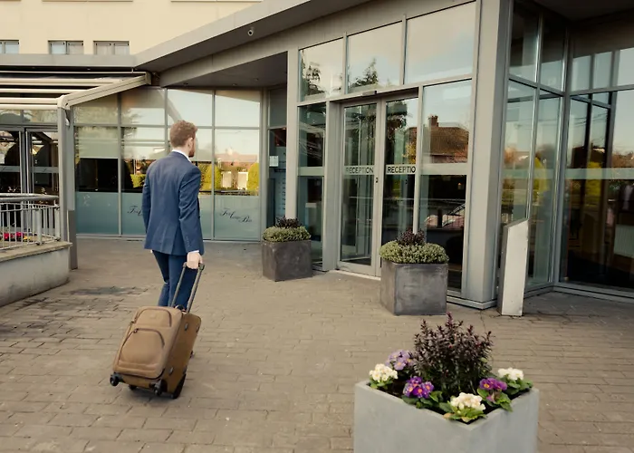 Dun Laoghaire Places to Stay