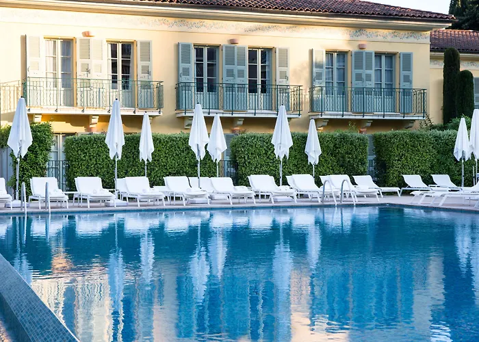 Saint-Jean-Cap-Ferrat Places to Stay