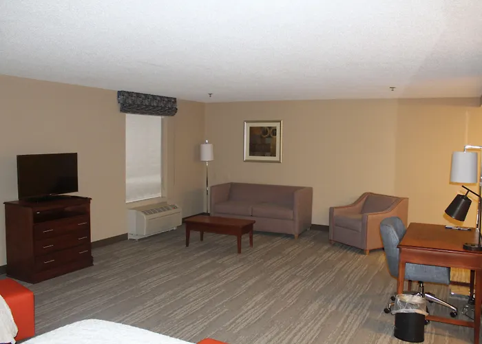 Gloucester Places to Stay