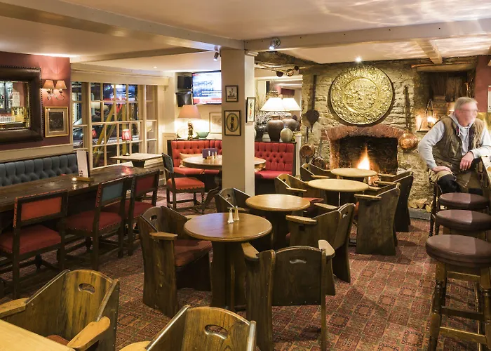 Totnes Places to Stay