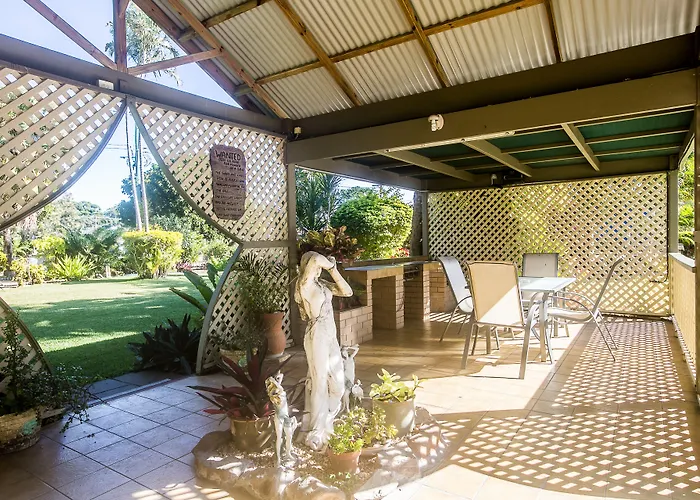Iluka Places to Stay